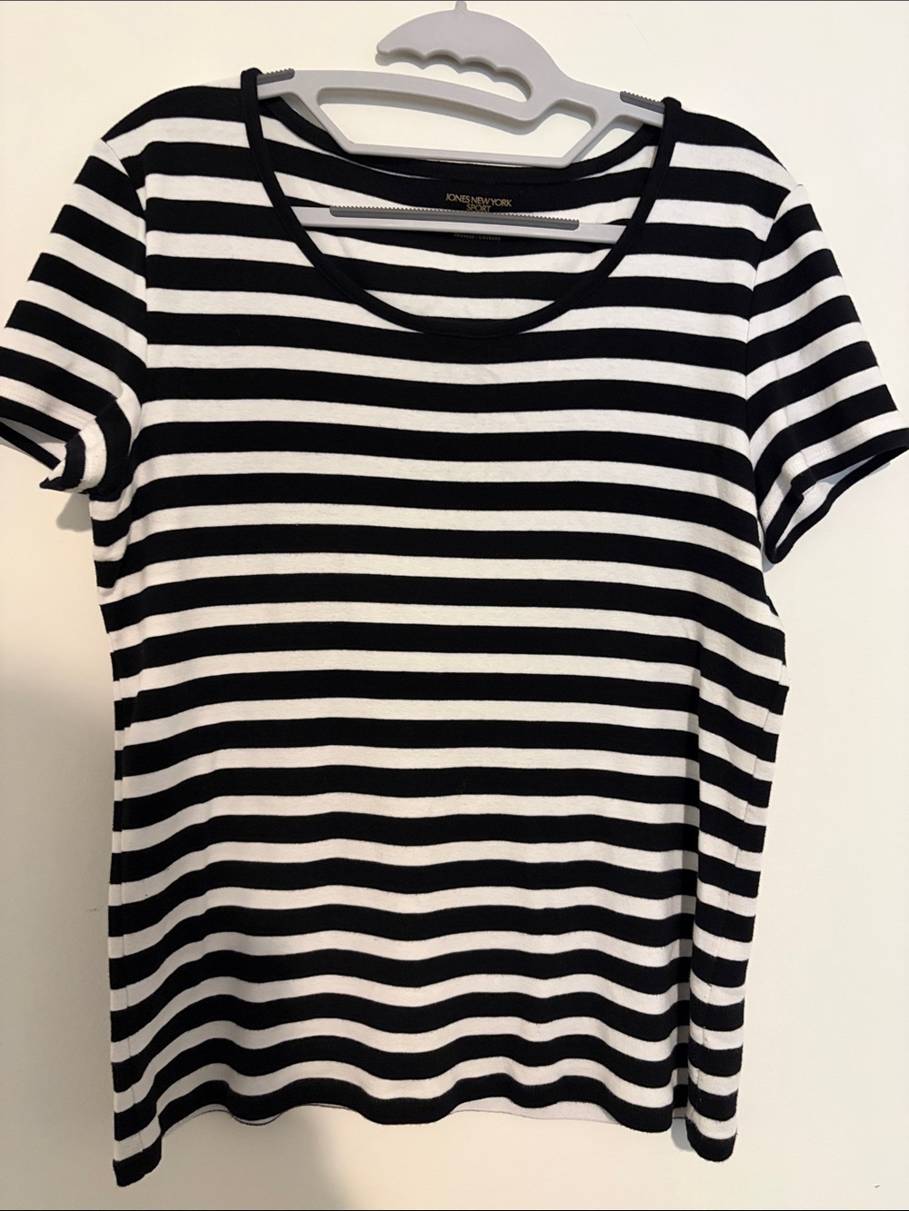 Jones New York Black & White Striped Short Sleeve Tee Shirt
